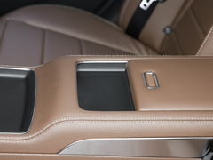 2022款 三次改款 E 300 L 时尚型 运动轿车 