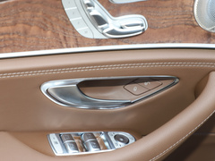 2022款 三次改款 E 300 L 豪华型 轿车 