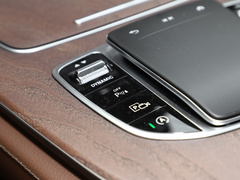 2022款 三次改款 E 300 L 豪华型 轿车 