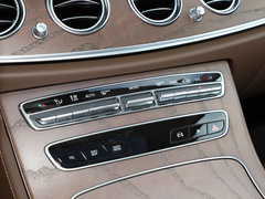 2022款 三次改款 E 300 L 豪华型 轿车 