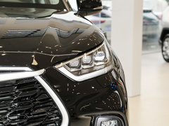 2022款 2.0T 380T 四驱豪华版