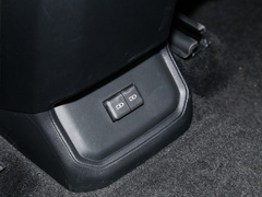 2022款 2.0T 380T 四驱豪华版