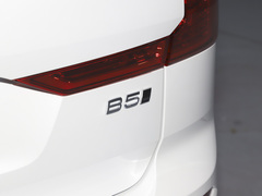 2024款 B5 四驱智逸豪华版