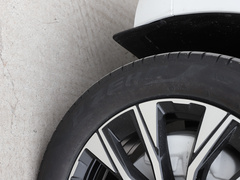 2024款 B5 四驱智远豪华版