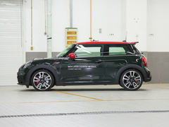 2023款 2.0T JOHN COOPER WORKS ALL-IN