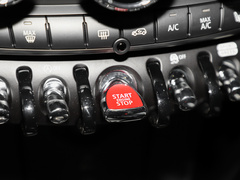 2023款 2.0T JOHN COOPER WORKS ALL-IN