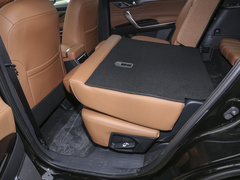 2023款 2.0T 两驱豪华型PLUS