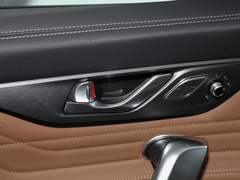 2023款 2.0T 两驱豪华型PLUS