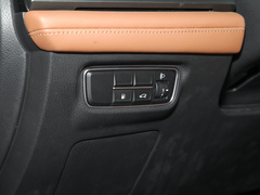2023款 2.0T 两驱豪华型PLUS