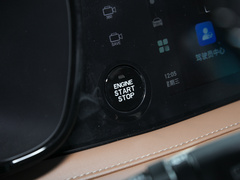 2023款 2.0T 两驱豪华型PLUS
