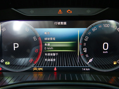 2022款 改款 TSI330 5座两驱奢享版