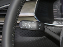 2022款 改款 TSI330 5座两驱奢享版
