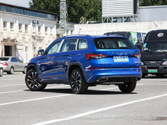 2022款 改款 TSI330 5座两驱奢享版