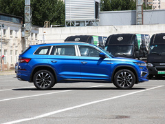 2022款 改款 TSI330 5座两驱奢享版