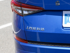 2022款 改款 TSI330 5座两驱奢享版