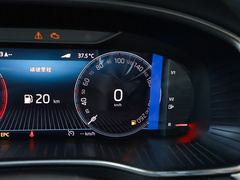 2022款 改款 TSI330 5座两驱奢享版