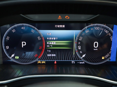 2022款 改款 TSI330 5座两驱奢享版