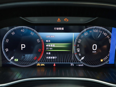 2022款 改款 TSI330 5座两驱奢享版