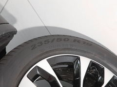 2022款 改款 TSI330 5座两驱奢享版