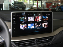 2022款 改款 TSI330 5座两驱奢享版