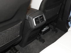 2023款 2.0T 自动四驱城市猎人版至尊型