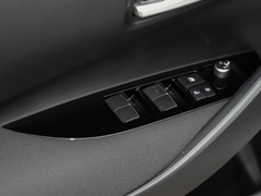 2022款 2.0L 精英版