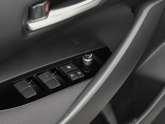 2022款 2.0L 精英版