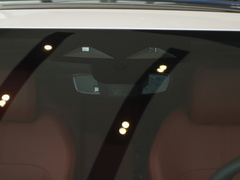 2022款 XFL 2.0T P250 两驱精英运动版