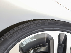 2022款 2.0T 250PS R-DYNAMIC S进取运动版