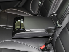 2022款 2.0T 250PS R-DYNAMIC S进取运动版
