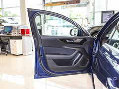 2022款 2.0T 250PS R-DYNAMIC S进取运动版