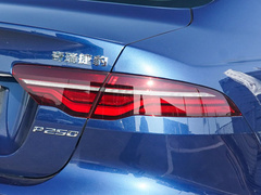 2022款 2.0T 250PS R-DYNAMIC S进取运动版