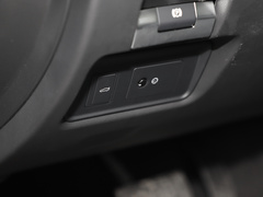 2022款 2.0T 250PS R-DYNAMIC S进取运动版