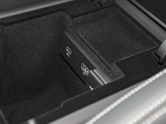 2022款 2.0T 250PS R-DYNAMIC S进取运动版