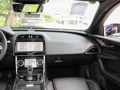 2022款 2.0T 250PS R-DYNAMIC S进取运动版