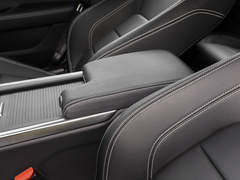 2022款 2.0T 250PS R-DYNAMIC S进取运动版