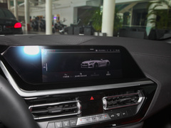 2022款 sDrive 25i M运动套装 