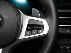 2022款 sDrive 25i M运动套装 