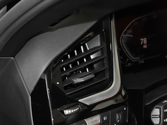 2022款 sDrive 25i M运动曜夜套装 