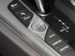 2022款 sDrive 25i M运动曜夜套装 