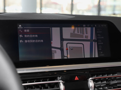 2022款 sDrive 25i M运动曜夜套装 