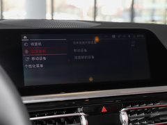 2022款 sDrive 25i M运动曜夜套装 