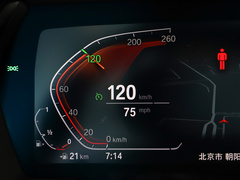 2022款 sDrive 25i M运动曜夜套装 