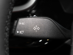 2022款 sDrive 25i M运动曜夜套装 