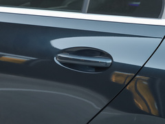 2023款 C 260 L 运动版