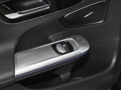 2023款 C 260 L 运动版