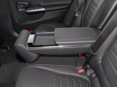 2023款 C 260 L 运动版