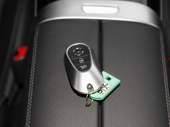 2023款 C 260 L 运动版
