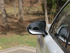 2023款 400T 两驱豪华版 5座
