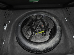 2023款 400T 两驱豪华版 5座